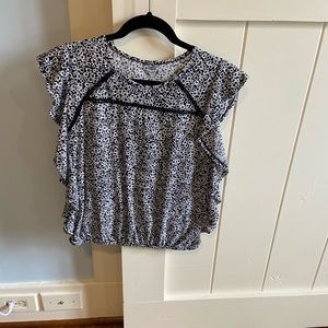 cute ruffle sleeve hem top, flower designs